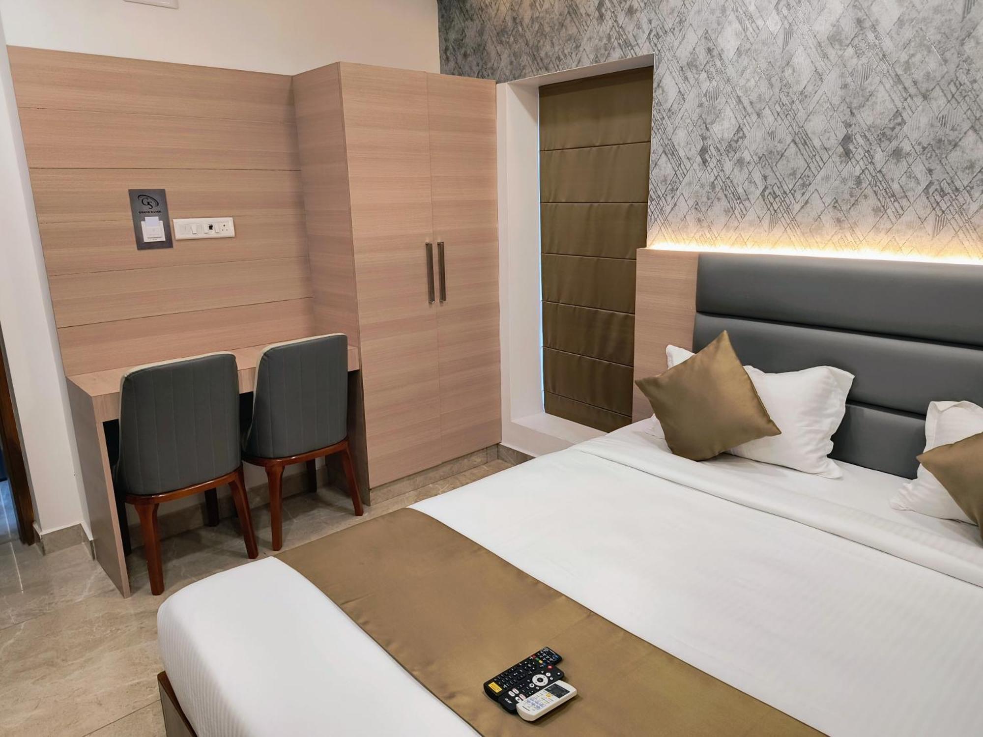 Grand Silver Chennai Ngoại thất bức ảnh